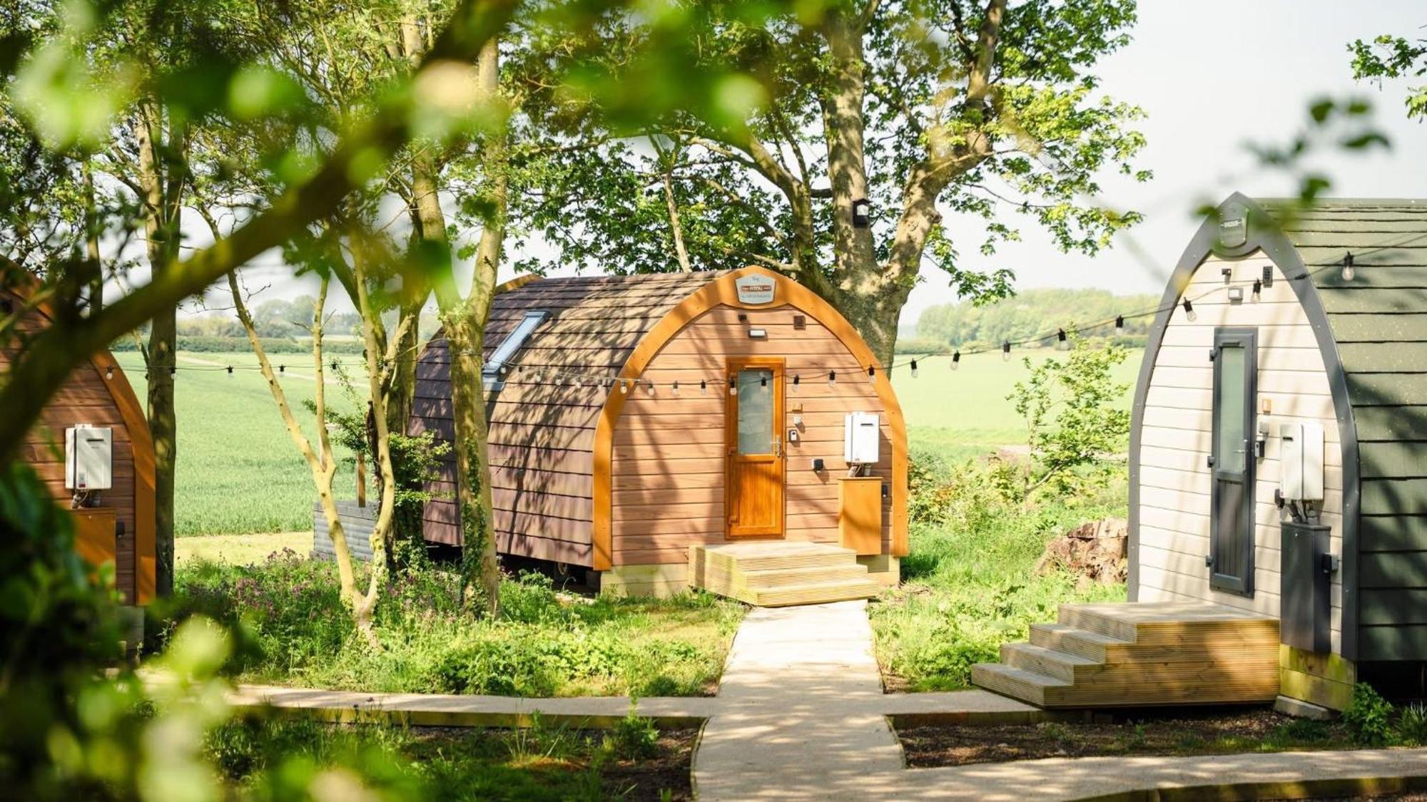 Carlton Manor Pods Apartman Aldbrough Kültér fotó